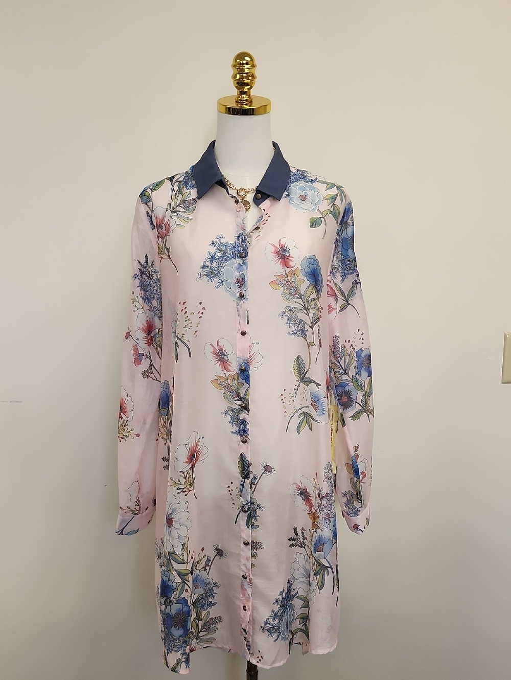Aratta Sheer Floral Button Down Tunic Blouse Boho Size Medium NWT